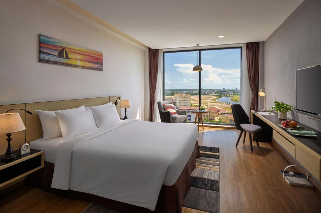 Khach San Sam Quang Binh Hotel Dong Hoi Exterior photo